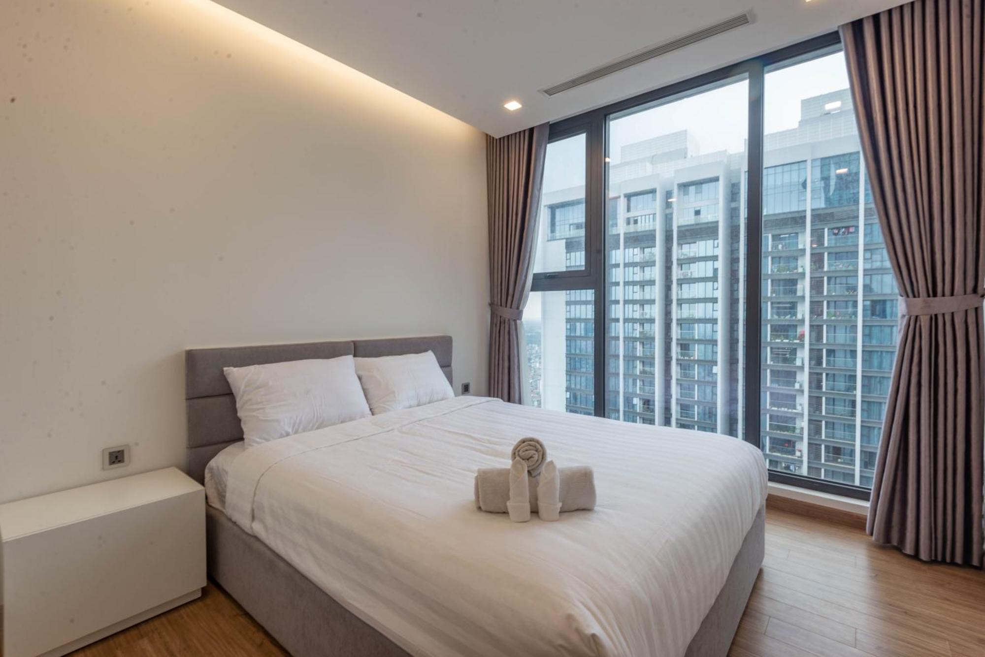 Luxury Serviced Apartment Vinhomes Metropolis Premium Hanoi Dış mekan fotoğraf