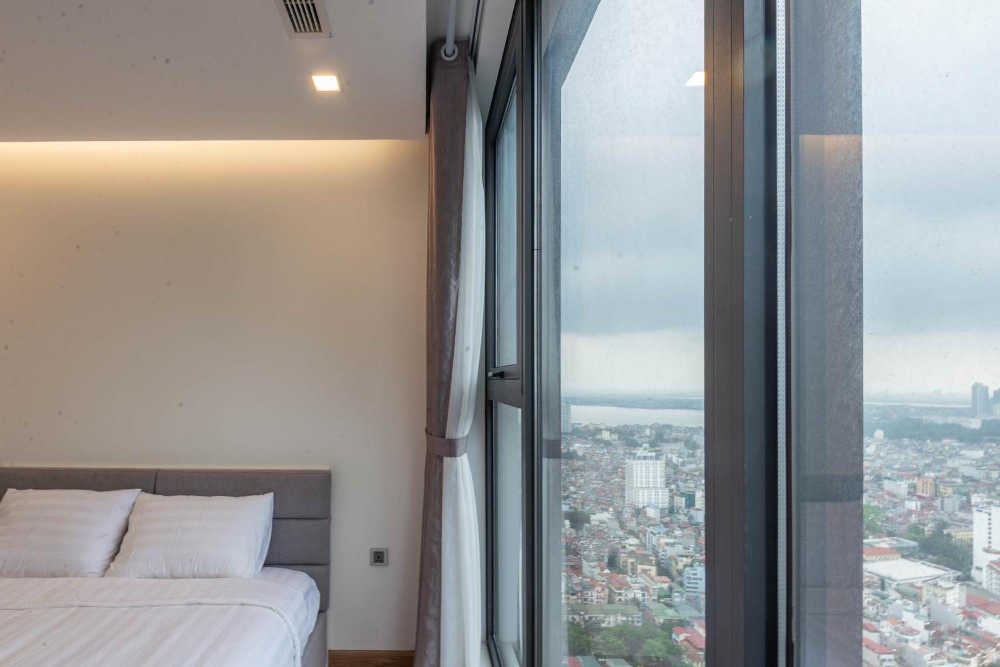 Luxury Serviced Apartment Vinhomes Metropolis Premium Hanoi Dış mekan fotoğraf