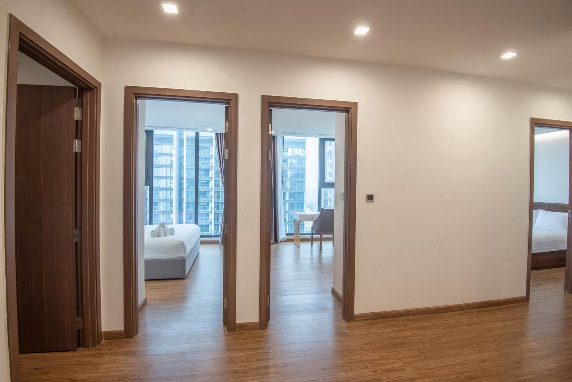 Luxury Serviced Apartment Vinhomes Metropolis Premium Hanoi Dış mekan fotoğraf